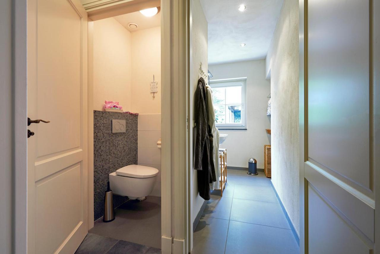 Bed and Breakfast Huys En Hoff Aen Den Haspel Oirschot Esterno foto