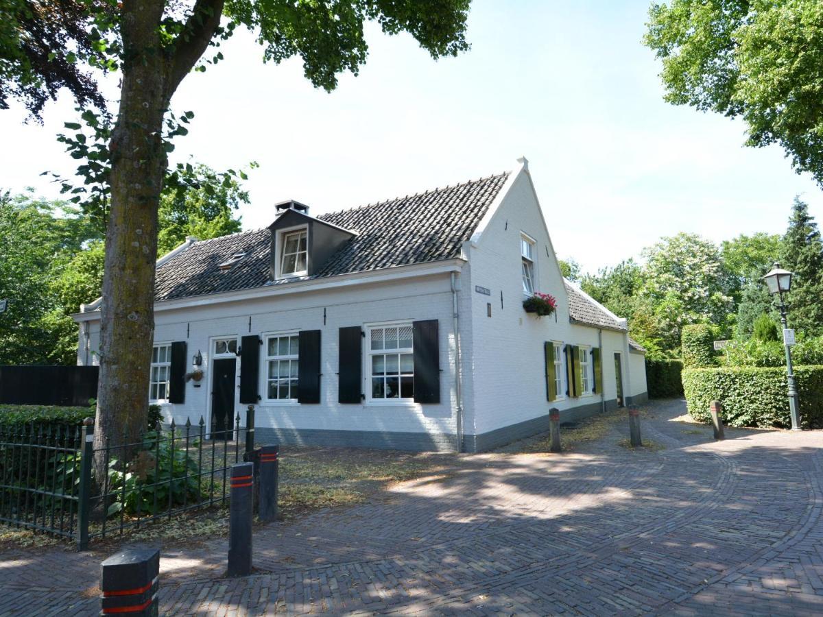 Bed and Breakfast Huys En Hoff Aen Den Haspel Oirschot Esterno foto